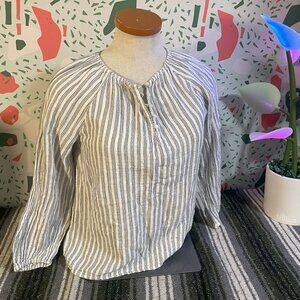 Old Navy Grey and White Striped Long Sleeve Top - M